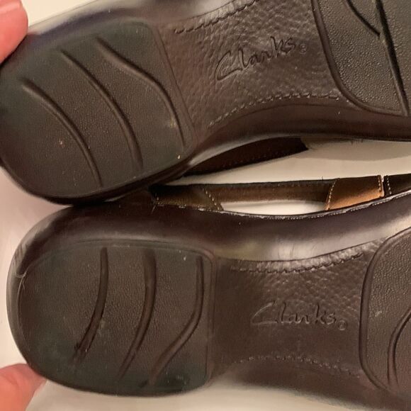 CLARKS Bendables Womens Bronze Leather Sandals. Size 38 - Picture 5 of 8
